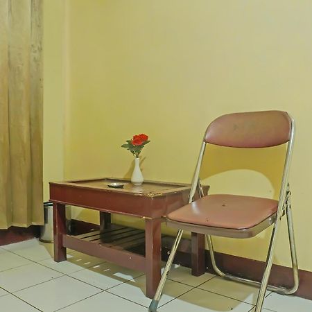 Spot On 92466 Adam Kost Syariahnearwisata Jembatan Barito Hotel Banjarmasin  Buitenkant foto