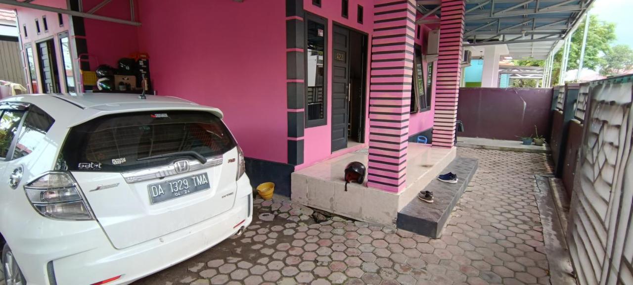 Spot On 92466 Adam Kost Syariahnearwisata Jembatan Barito Hotel Banjarmasin  Buitenkant foto