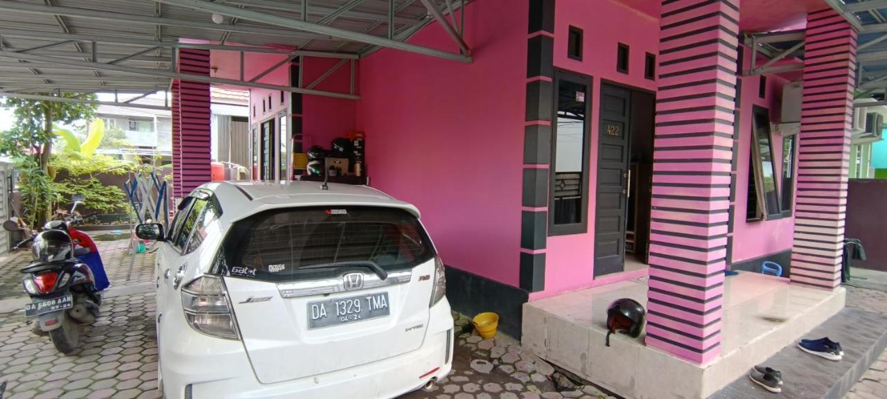 Spot On 92466 Adam Kost Syariahnearwisata Jembatan Barito Hotel Banjarmasin  Buitenkant foto